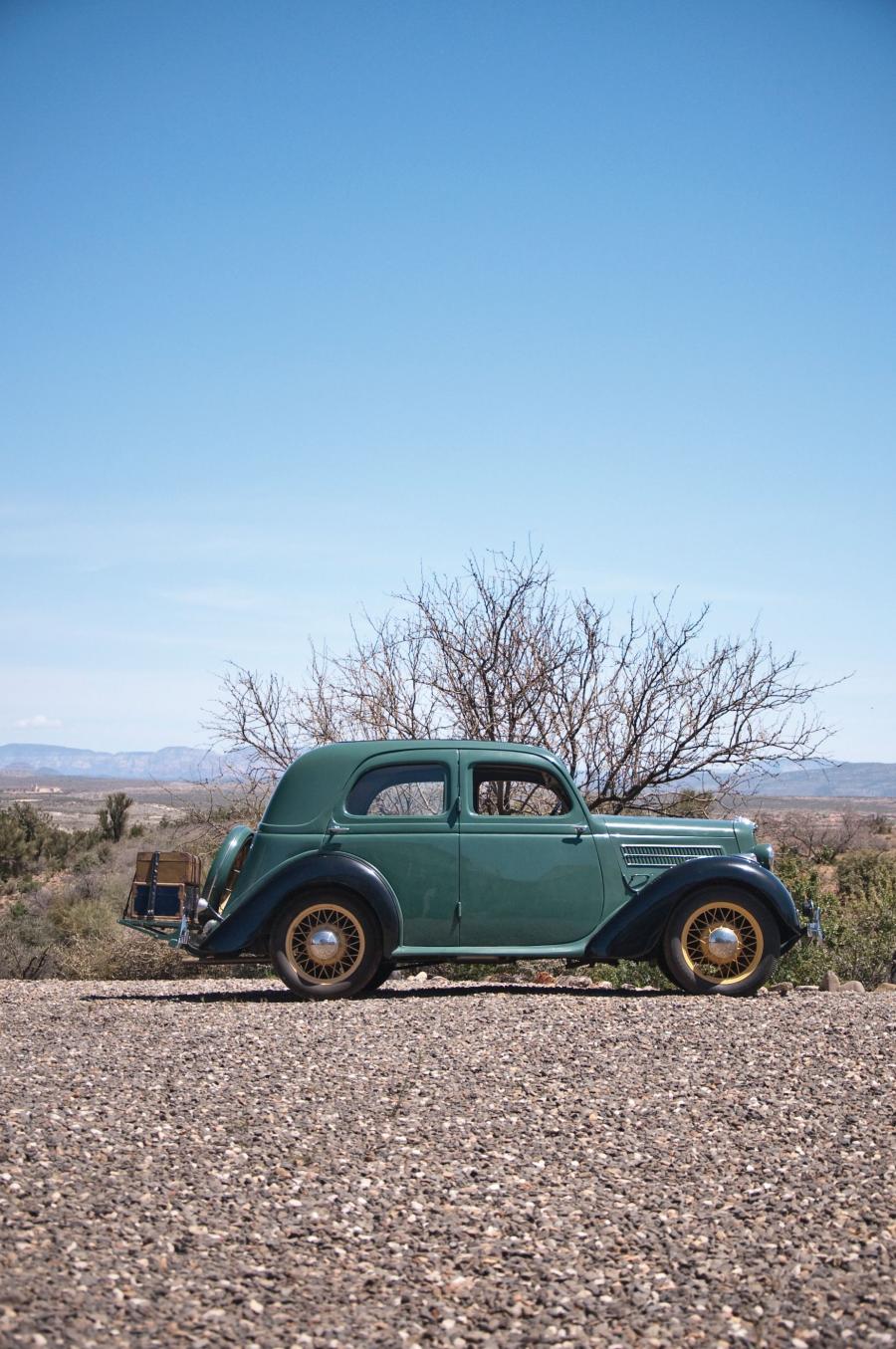  Ford Model CX Saloon 1935 года  (фото 4 из 8)